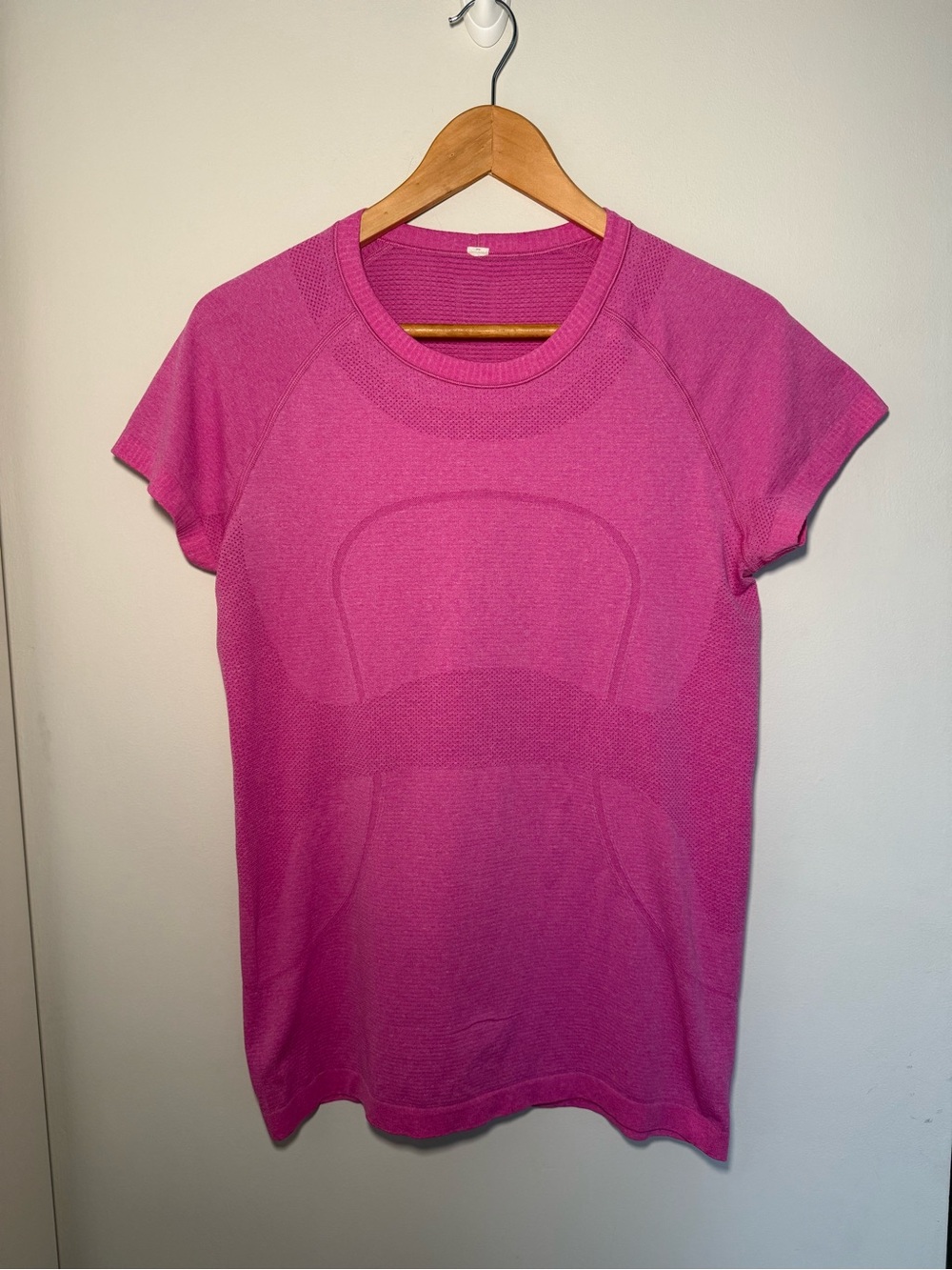 Lululemon Run Swiftly Tech Short Sleeve Heathered Raspberry - Picture 3 of 5
